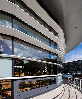 brise-soleil esthétique en aluminium